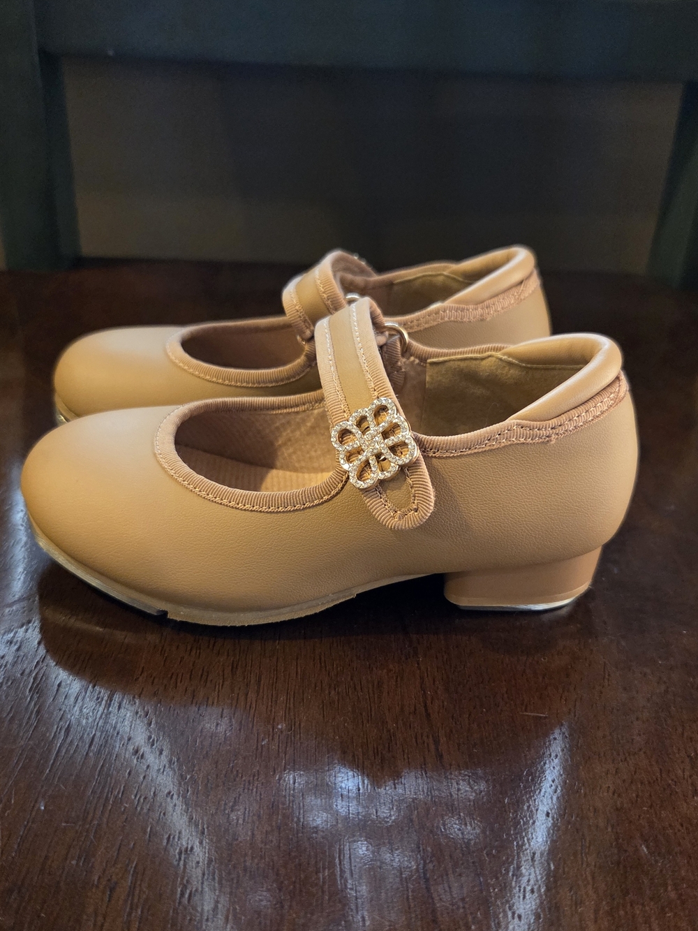 Tan Toddler Tap Shoes Velcro With Rhinestone Flower - Picture 6 of 6